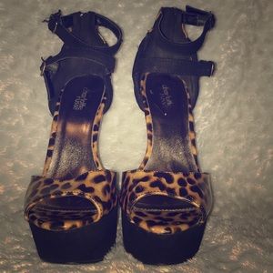 Cheetah print hills